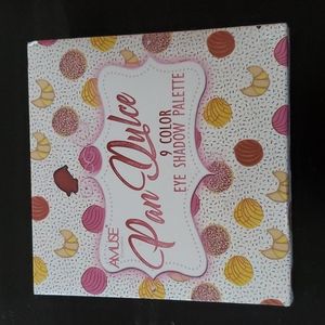 Amuse Pan Dulce eyeshadow palette
